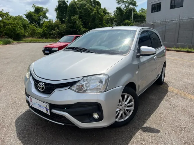 Toyota Etios XLS 1.5 Flex 16V 5P Mec. 2014