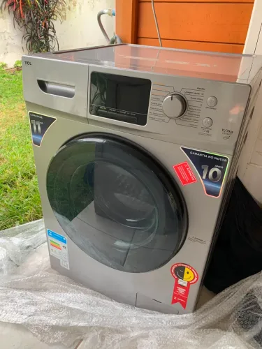 Máquina de lavar e secar roupa