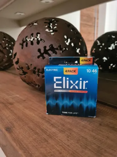CORDAS ELIXIR 0.10 PARA GUITARRA - IMPORTADAS