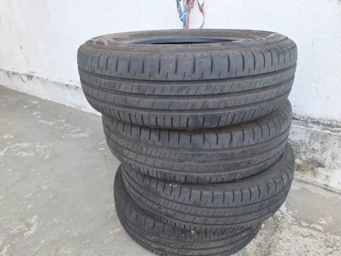 04 PNEUS DUNLOP 175/7014R