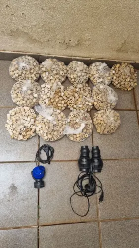 Mídia biológica ( Aquário ) 18 kg R$450,00 ou cada 1Kg R$30,00<br>Tudo R$450,00 .