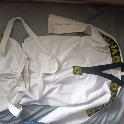 Dojo kimono Taekwondo - tamanho G - naja 