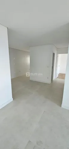 Apartamento em Kobrasol - São José