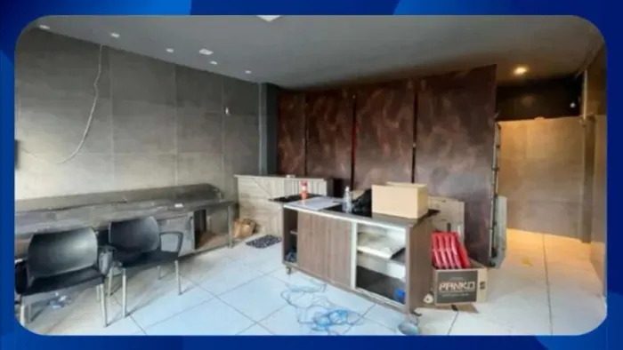 SALA COMERCIAL - nº 1.104, Centro Comercial Wilson Vaz, situada na ACSE 11, conjunto nº 04