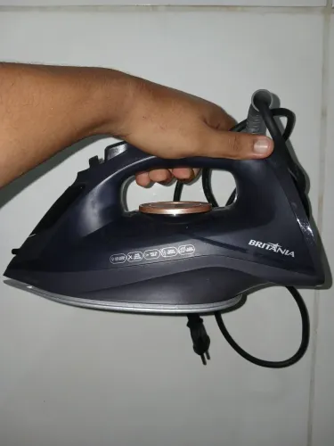 Ferro de passar roupa - Nano ceramic a Vapor