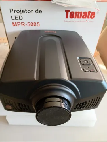 Projetor LED MPR5005 Tomate 2000 lumens