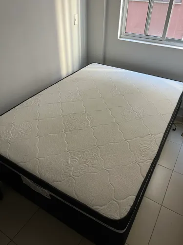 Vende-se cama 