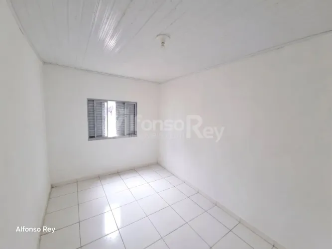 Casa de 01 dormitório