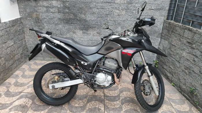 VENDO XRE 300 FLEX PRETA