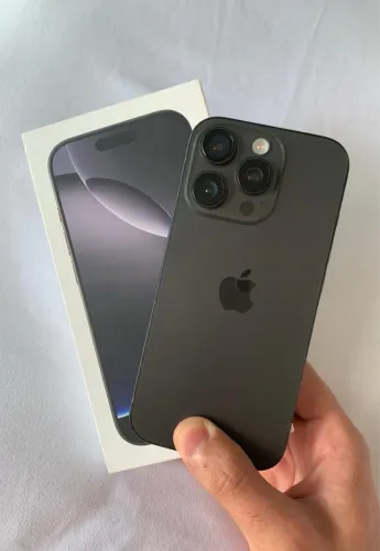 iPhone 16 Pro 