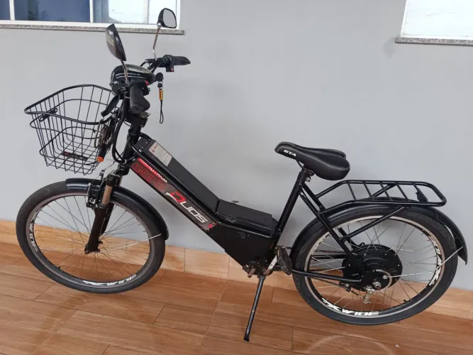 Vendo bicicleta elétrica.
