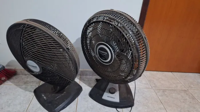 02 Ventiladores com defeito( venda para conserto!)