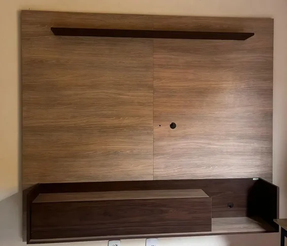 Vendo painel de parede em ótimo estado