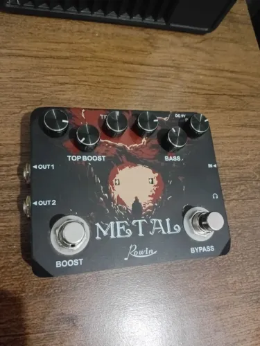 Pedal Rownin Metal (Distorção e Booster