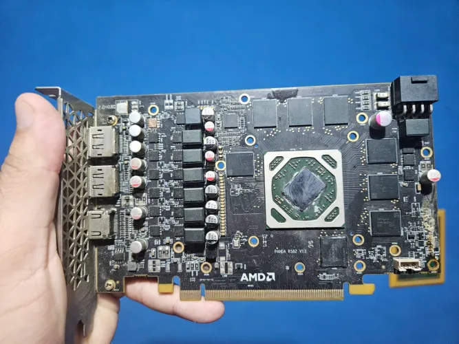 RX 580 8gb 2048sp SOYO DEFEITO
