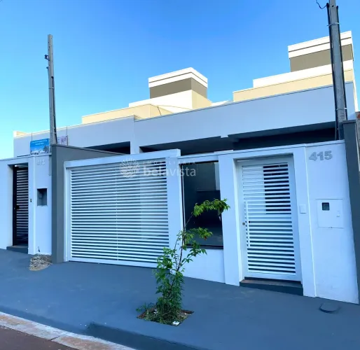 CASA À VENDA NO JARDIM AEROPORTO APUCARANA.
