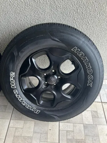 Jogo de Rodas + Pneus 235/70 R16 para Renegade, Compass e Toro