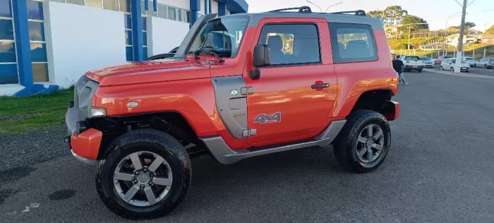 Troller T-4 4X4 3.2 20V TDI Cap. Rígida Diesel 2017