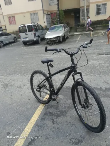 vendo bicicleta aro 29 ksw ou troco por motorizada 