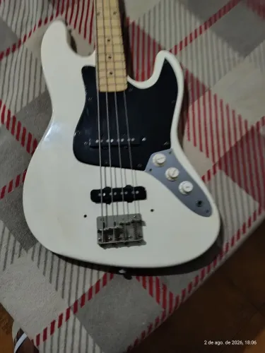 Vendo contra baixo jazz bass 4 Gianini ae08b final da década de 70da de 70