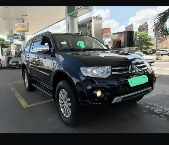 Mitsubishi Pajero Dakar HPE 3.2 4X4 T.I Dies 5P AUT 2014