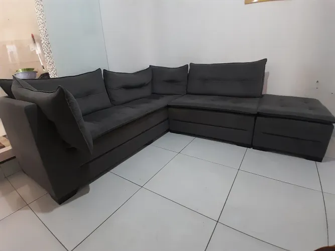 VENDE-SE SOFÁ EE CANTO MODULAR EM ÓTIMO ESTADO. 