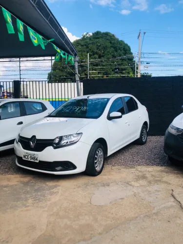 Renault Logan Expression Hi-flex 1.6 8V 4P 2014