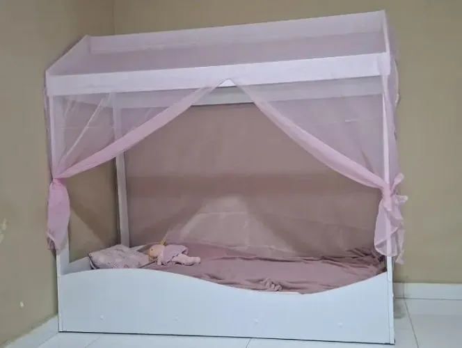 Cama infantil de menina
