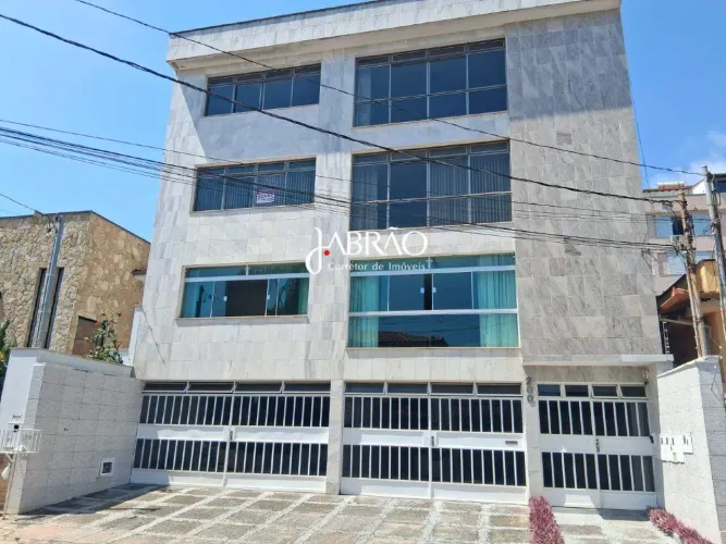 Apartamento amplo de três quartos a venda no Bairro santa Tereza I, Barbacena, MG