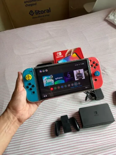 Nintendo Switch OLED *desbloqueado*