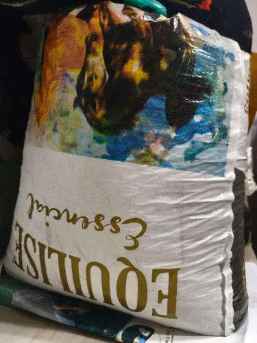 Ração EQUILISE para CAVALOS / COELHOS - SACODE 40 KG COM ~ 38 KG