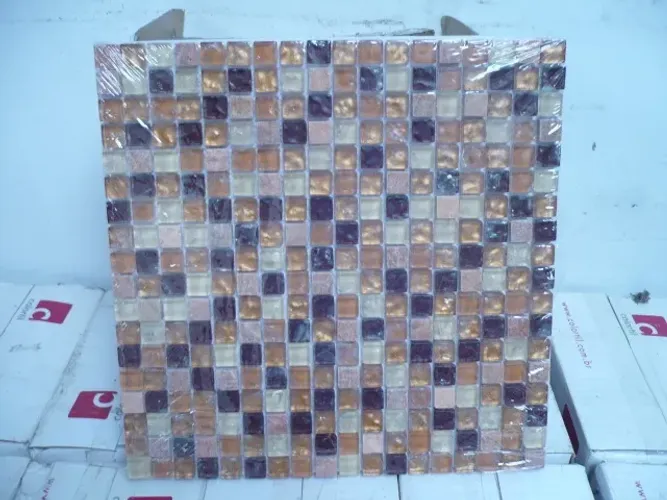 PASTILHA  DE  VIDRO  IMPORTADA