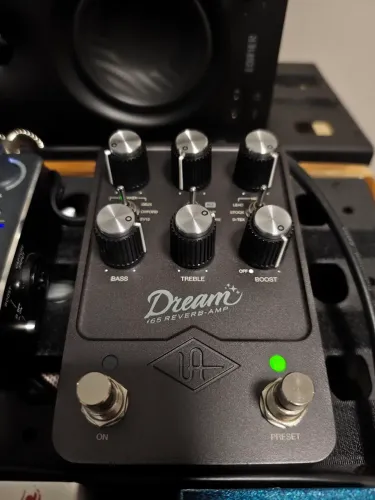Pedal de Guitarra Dream 65 UAFX by Universal Audio