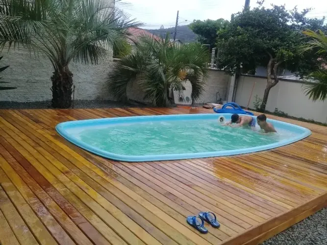 CASA COM PISCINA PARA LOCAÇÃO DE TEMPORADA - POR DIARIA