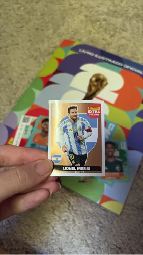 Figurinha legend Messi bronze