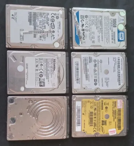 HD DE NOT BOOK LOTE COM 06 UNIDADES COM DEFEITO É PRA REPARO OU RETIRADA DE PEÇAS