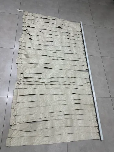 Persiana vertical em ótimo estado de uso