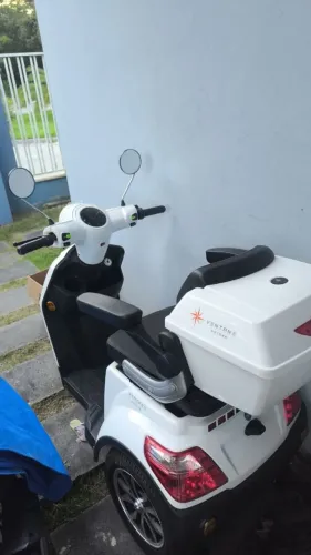 TRICICLO VED 0KM (APENAS TIRADO DA LOJA)