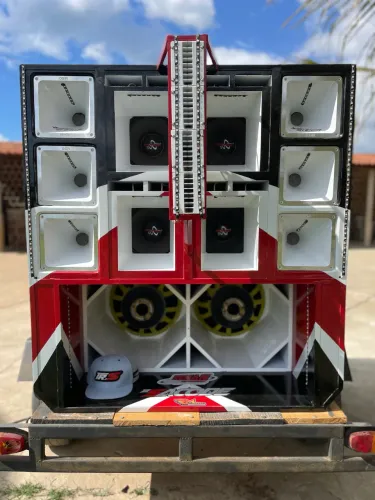 Vendo paredinha 2 graves 4 médios