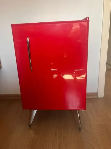 Frigobar Brastemp Retrô Vermelho Vintage 76L - Impecável!