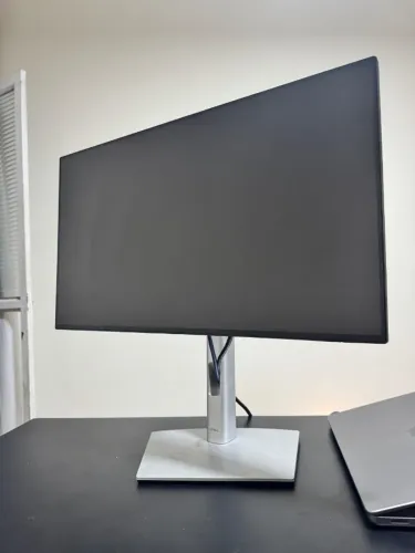 Monitor Dell UltraSharp 24 U2422H