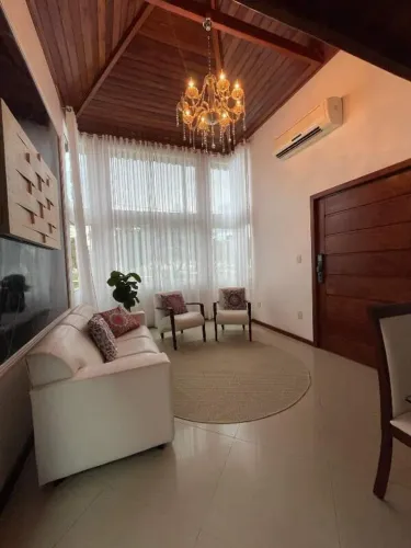 Atlântica Imóveis tem excelente casa mobiliada à Venda no Condomínio Costa Paradiso - Enge