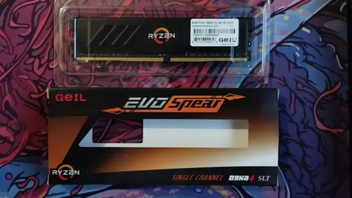 Memória Geil EVO SPEAR 8GB DDR4 2400MHz CL16