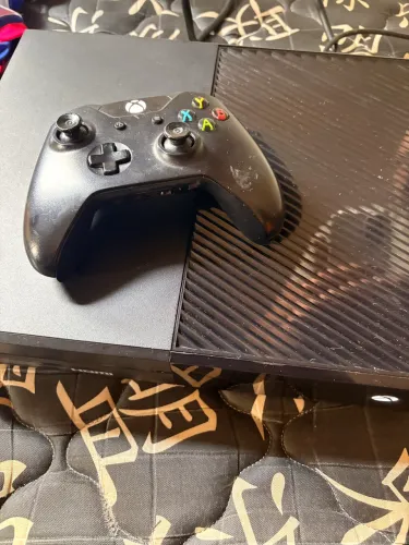 Console Xbox One [500GB] + 1 Controle Original 