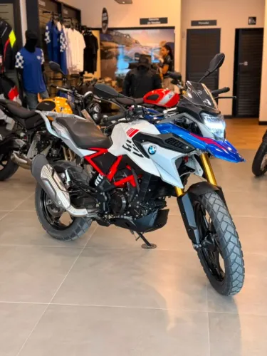 BMW G310 GS - 2025 / COM APENAS 7.097 RODADOS