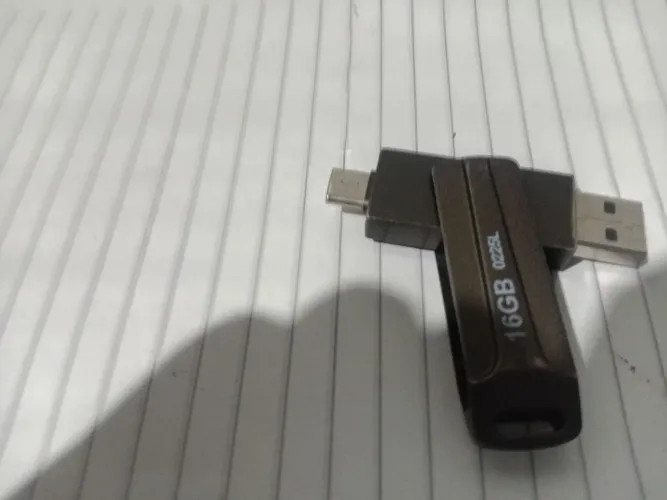 Pendrive 16gb com 200 ou mas músicas da sua  escolha preços exelente