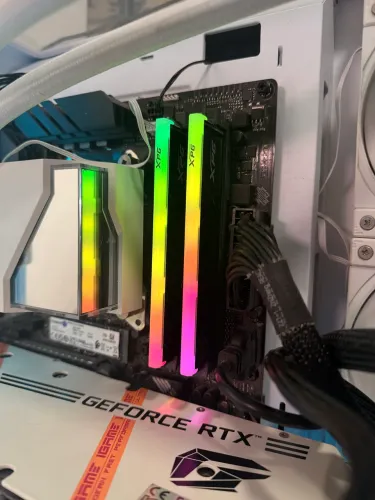 Memória RAM XPG 32GB (2x16)