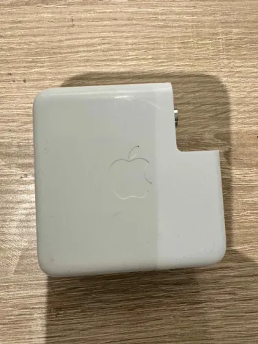 Fonte Macbook Usb C 61w A1947