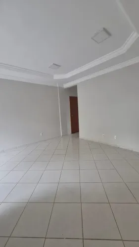 Apartamento a venda, no condomínio Pinhais II, bairro Rio madeira