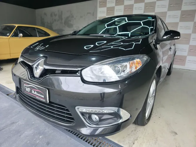 Renault Fluence Sedan Privilège 2.0 16V Flex AUT 2016